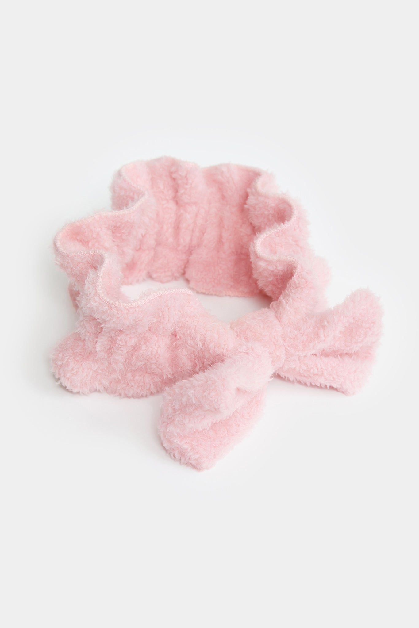 Scrunchie headband order with fluffy pink/nude fabric