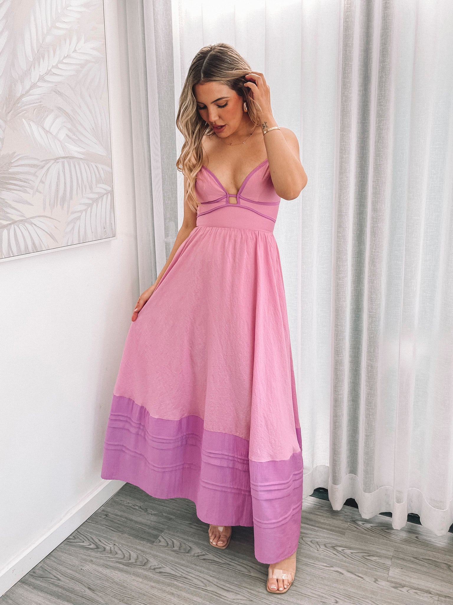 Shop Pink Dresses Australia | ESTHER & CO.